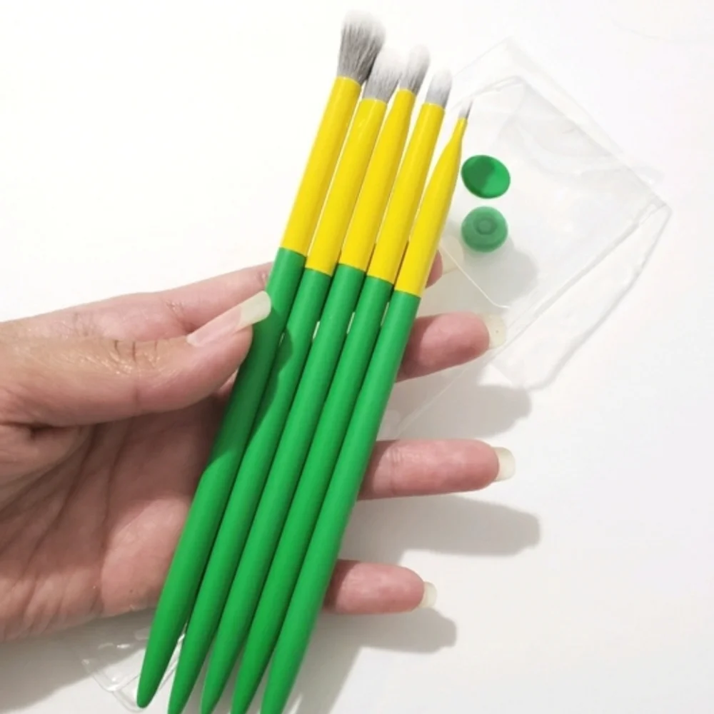 🆕 Lavish 5 piece eye brush set